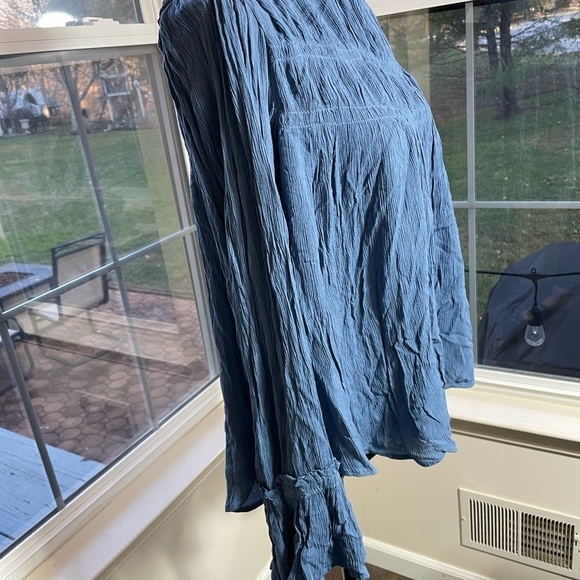 Free People Kelsey Top in Blue Metal Blouse Shirt Size M - Picture 7 of 12
